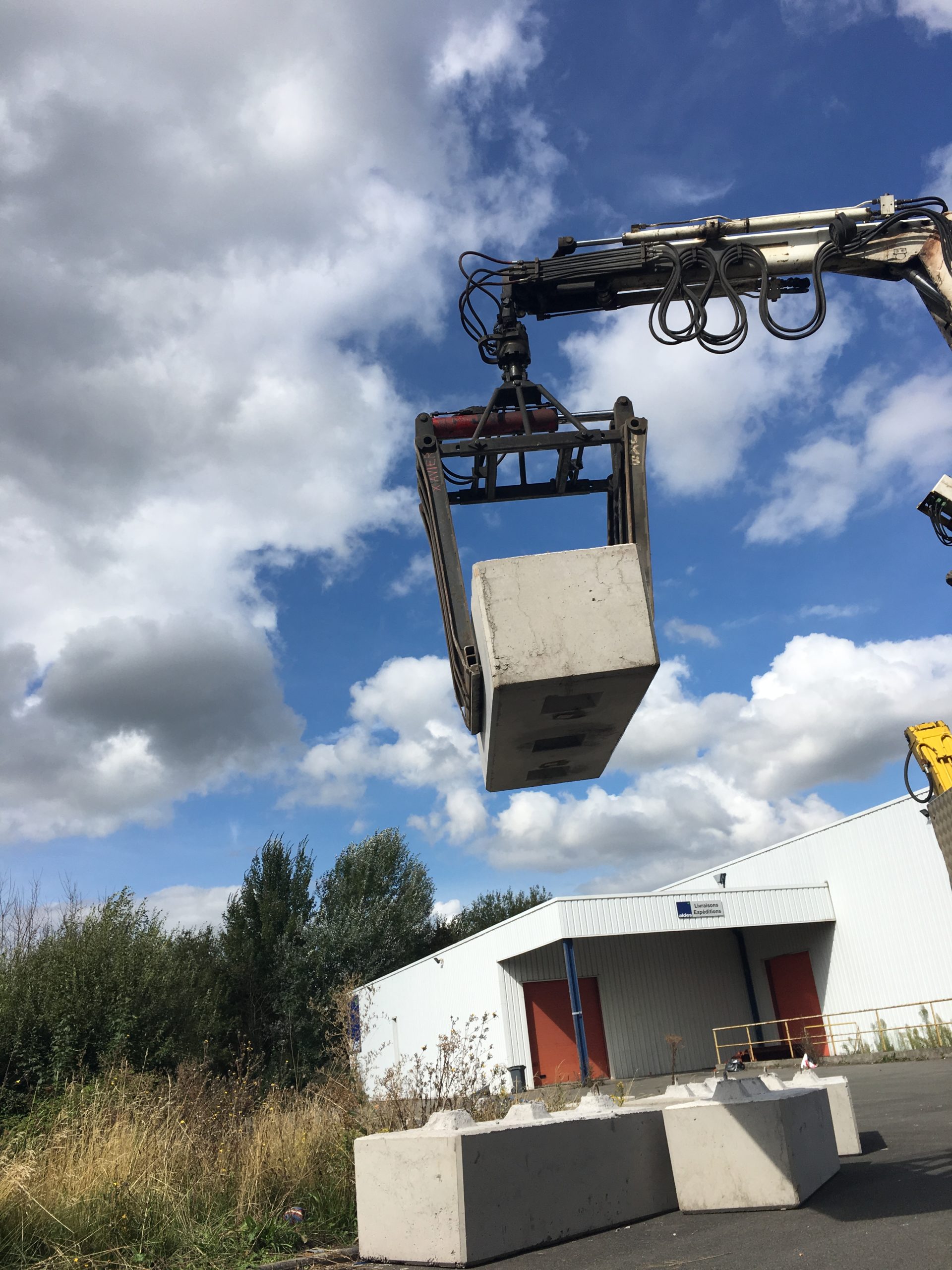 Déplacement de blocs béton Douai  